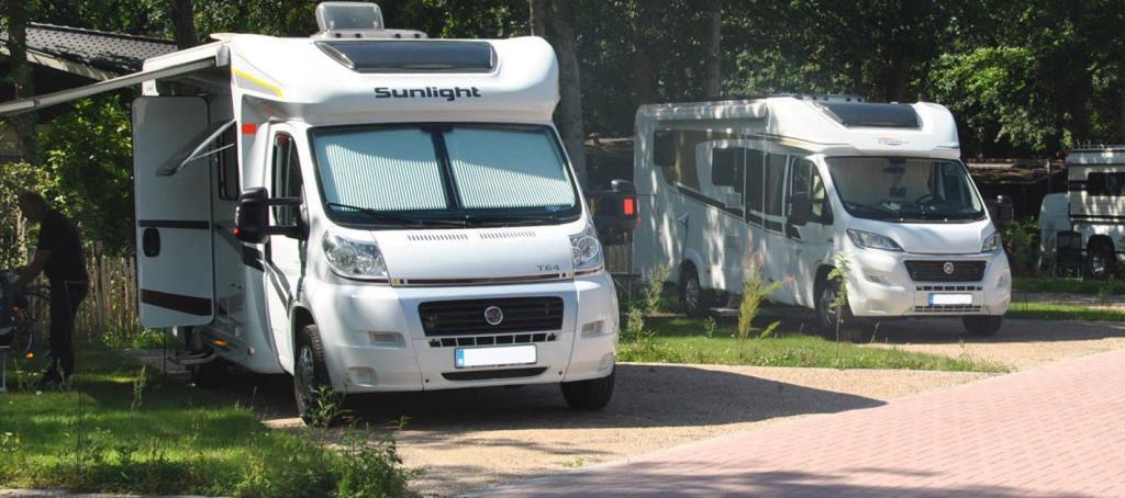 Emplacement de camping pour camping-car au camping De Oase